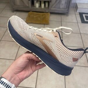 Brooks Revel 5 Running Shoes Navy Rose Gold Womens Size 8 -